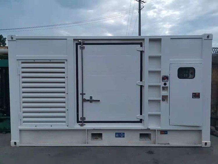 吉利电动机的启动电流过大可能会对电网造成什么影响？