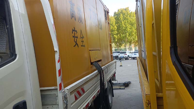 吉利如何判断柴油发电机组和UPS电源的切换时间是否符合要求？