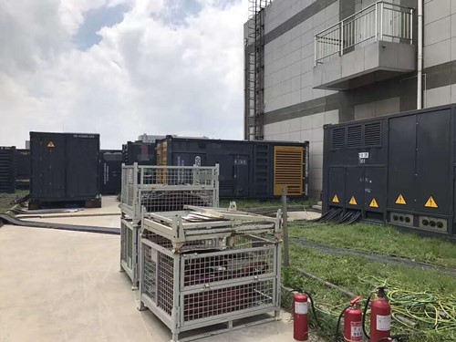 吉利除了定期检查，还有哪些方法可以及时发现接触式转速表探头的磨损？