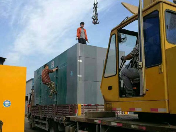 吉利如何判断水冷式机油散热器密封件是否需要更换？